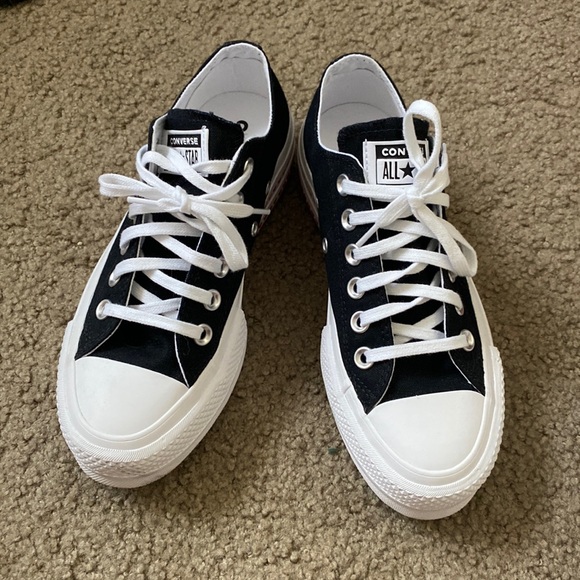 Converse Shoes - Converse black/university red/white (red hearts ♥️), women size 5